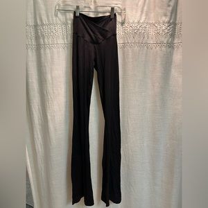 Arie Offline black leggings